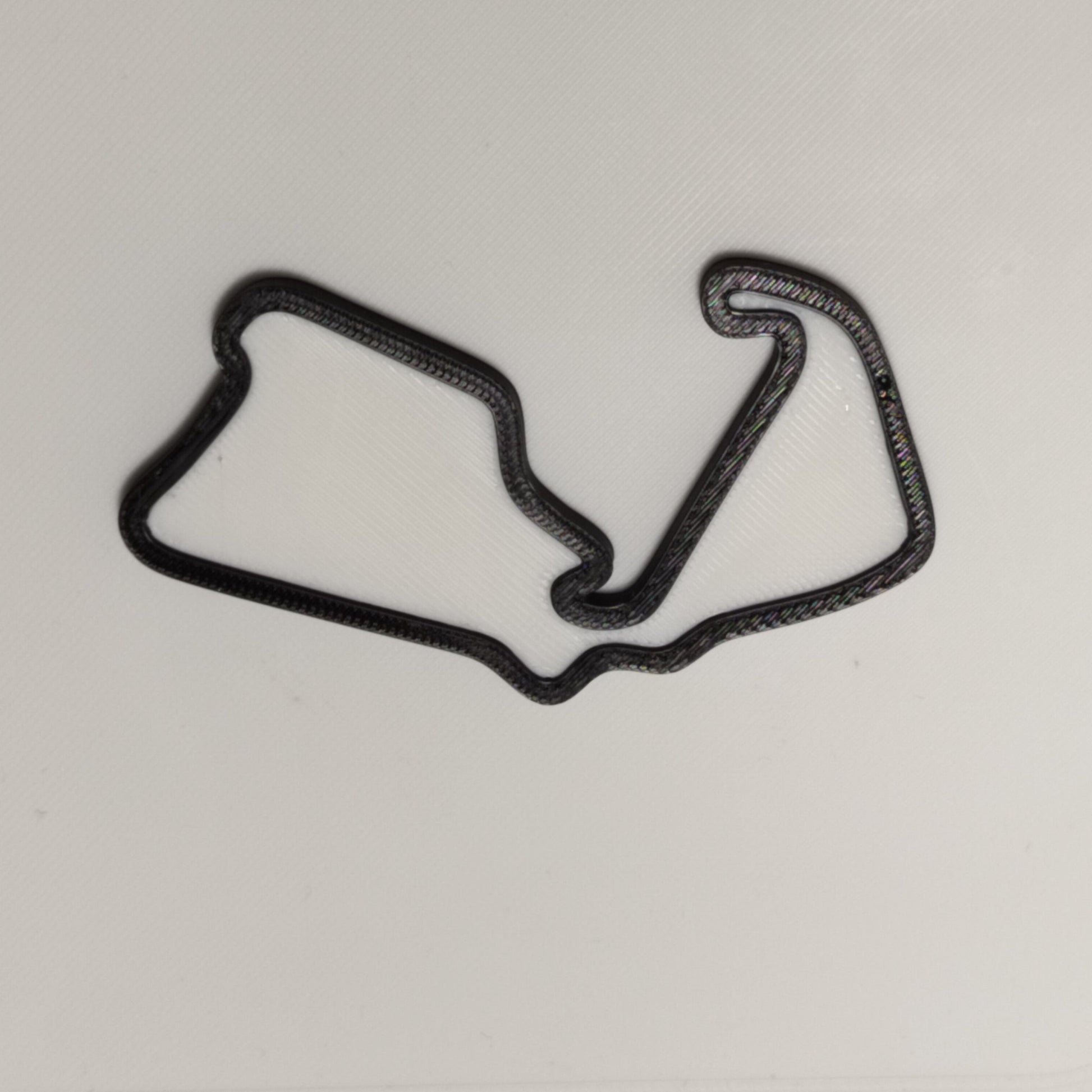 Silverstone_Magnet_Black_White